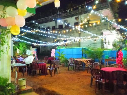 Imagine din galeria proprietății NK Hotel & Resturaunt în Matale