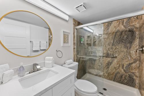 Ένα μπάνιο στο Cape Winds by Happy Palm Stays