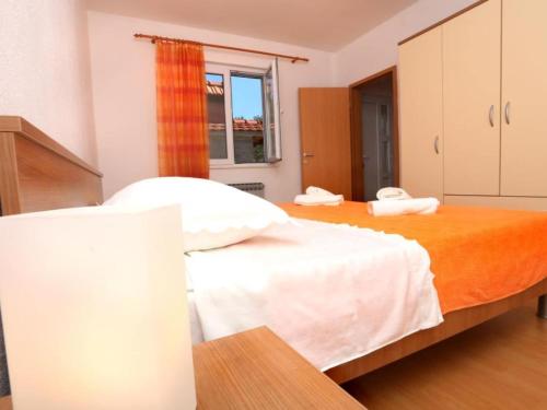 One-Bedroom Apartment With Terrace A2