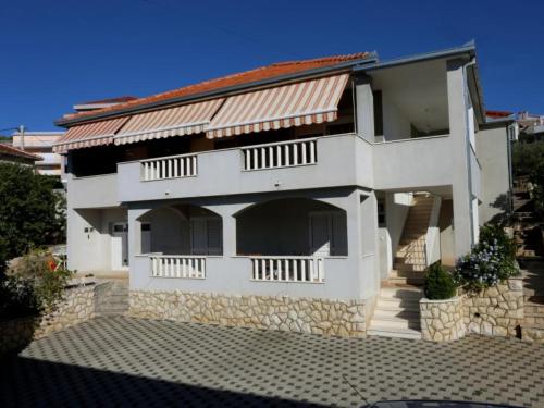 One-Bedroom Apartment With Terrace And Sea View A1