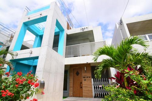 Το κτήριο όπου στεγάζεται  το διαμέρισμα