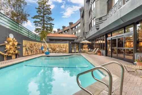 a swimming pool in the middle of a building at Hilton Vacation Club Tahoe Seasons Lake Tahoe in South Lake Tahoe