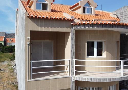 Afbeelding uit fotogalerij van Residencial Mendes in Tarrafal