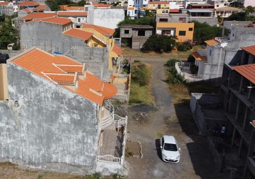 Afbeelding uit fotogalerij van Residencial Mendes in Tarrafal