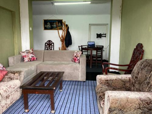 Posezení v ubytování C'est La Vie