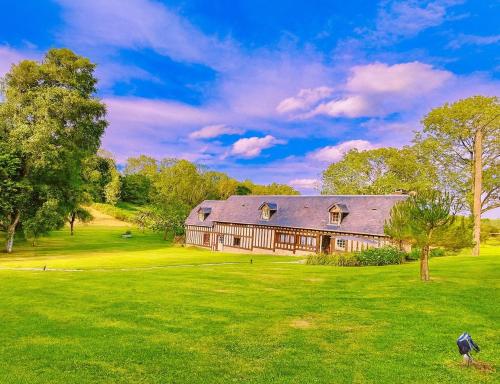 Loodusmaastik puhkemaja lähedal