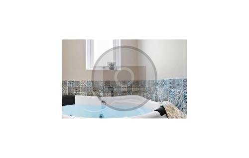 Koupelna v ubytování Beautiful Home In Løkken With Sauna