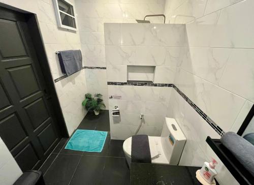 Koupelna v ubytování Lanta Sunshine Residence