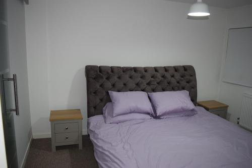 Voodi või voodid majutusasutuse 3-Bed Semi-Detached Perfect for Work & Family with Parking toas