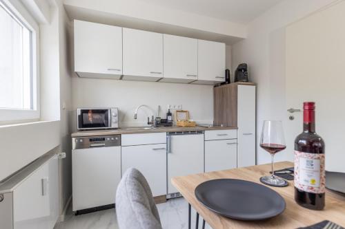Η κουζίνα ή μικρή κουζίνα στο Waldnest Apartment - Wohnung - Schwarzwald