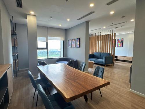 Posezení v ubytování Zurich Homestay Vinhome Ocean Park