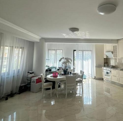 Galeriebild der Unterkunft The Gallops Apartment Naas in Naas