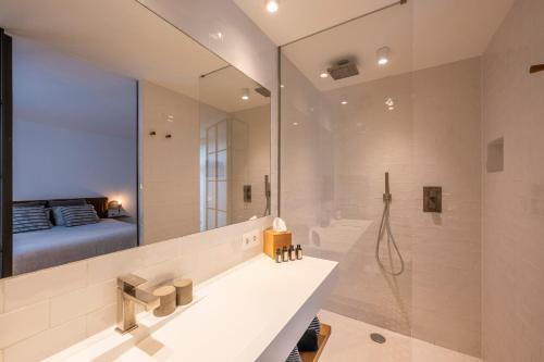 Ένα μπάνιο στο B&B Achilles