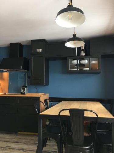 Plagne Soleil 2050 m Ski in and out sleeps 6