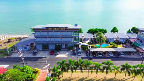 Afbeelding uit fotogalerij van The Iris Resort in Chao Lao Beach