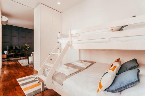 Chic & Elegant Lapa by GT House