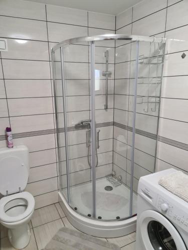 Fotografie z fotogalerie ubytování Apartmaji Divji vrt v destinaci Lendava