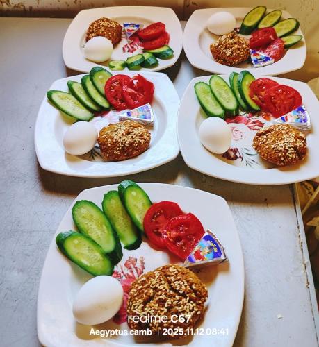 Jídlo v hotelu nebo okolí