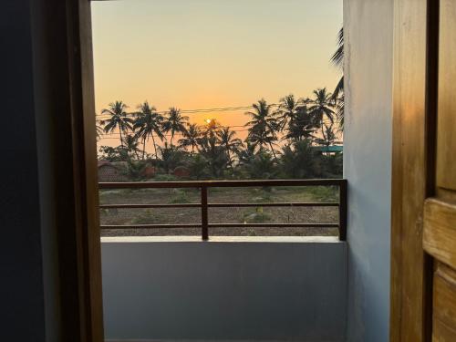 Gallery image of Barefoot and Beyond - Crafted with Kenchas in Gokarna