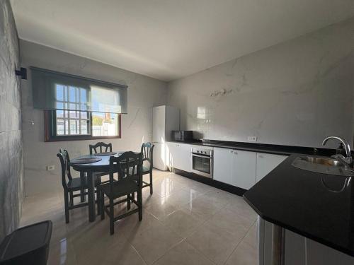 Η κουζίνα ή μικρή κουζίνα στο Lanzarote Lovers - Your peaceful corner