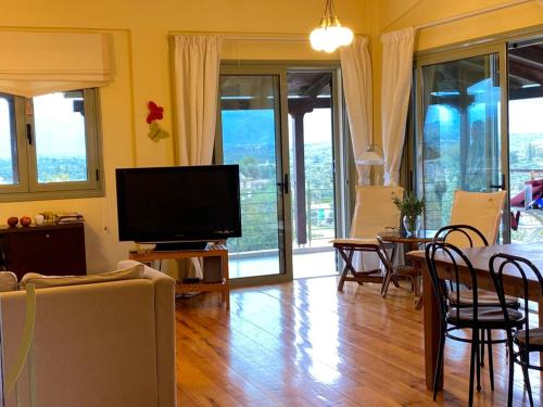 Μια τηλεόραση ή/και κέντρο ψυχαγωγίας στο Aeria View