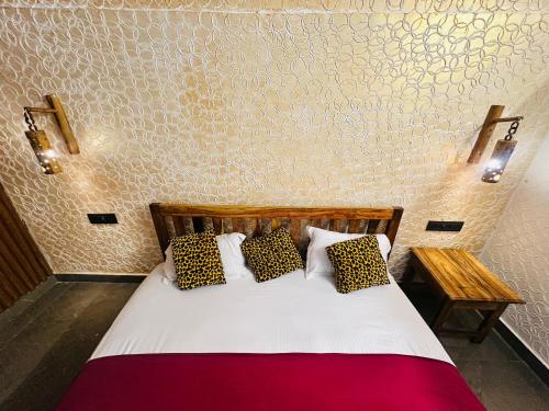 Postel nebo postele na pokoji v ubytování Istaqbal Hotel Mukki