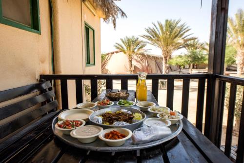 Φαγητό σε αυτό το κάμπινγκ ή κάπου εκεί κοντά