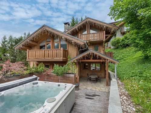 Chalet familial avec jacuzzi à Méribel, 8 adultes + 2 enfants