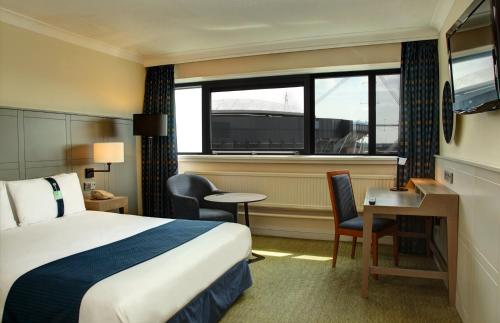 Holiday Inn Cardiff City Centre by IHG photo 36