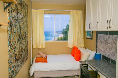 Postel nebo postele na pokoji v ubytování Aqua Soul- Aircon- Braai- 7th Heaven- Pool