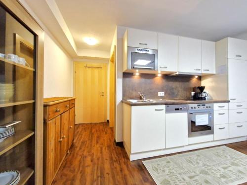 Apartment Saphir by Interhome