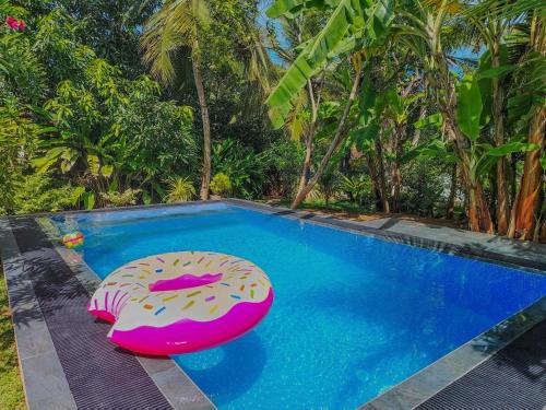 Bassein majutusasutuses White Villa Goyambokka või selle lähedal