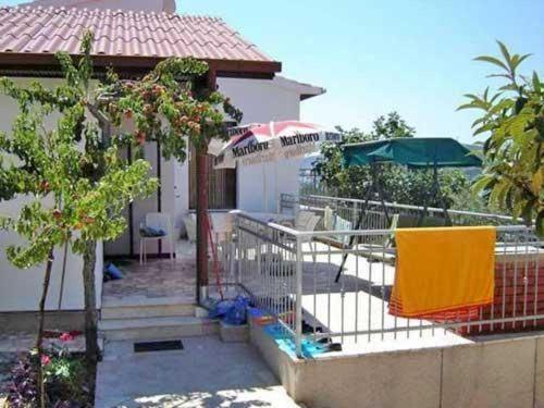 Ferienhaus Sunara Mit Terrasse Und Kinderpool