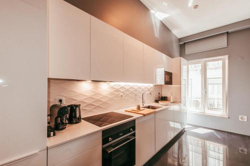 Elegant & Sophisticated Campo Ourique by GT House
