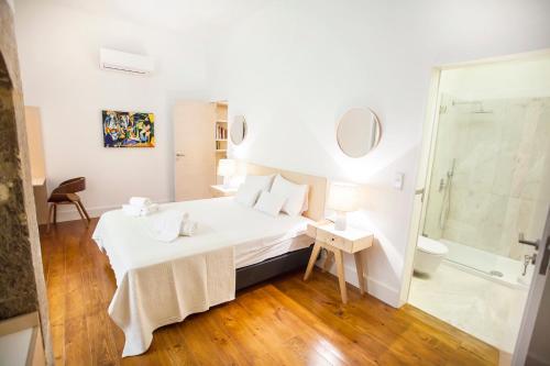 Historical City Center Apartment