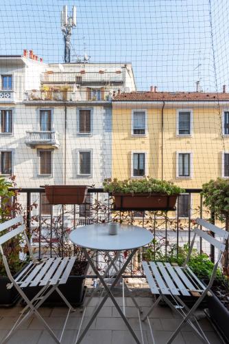 Fusetti Elegante Appartamento con Balcone in Zona Navigli
