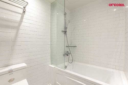 Ένα μπάνιο στο 넘버25호텔 양주송추점