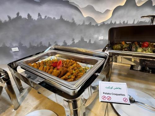 Mad på resortet eller i nærheden