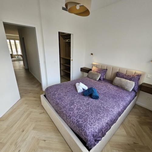 Beautiful 3 rooms, Carré d 'Or