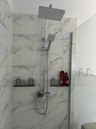 Ένα μπάνιο στο Cristina Home