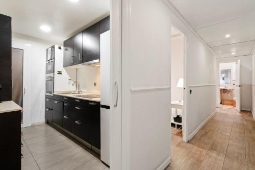 Bright 3BR2BA w Balcony in Eixample