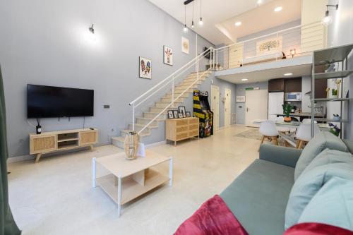 Acogedor Dúplex con Cocina Abierta y Suite Privada en Madrid LDM11034