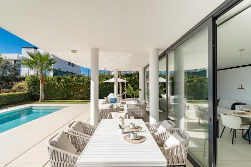 MalagaSuite Higueron West Luxury & Private Pool