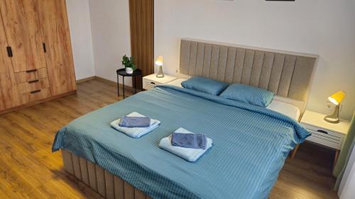 Stylish 2-Bedroom Apartment in Top Center - 5m walk to Metro station Serdika, Sofia statue -- 1 FullBath & 1Washroom