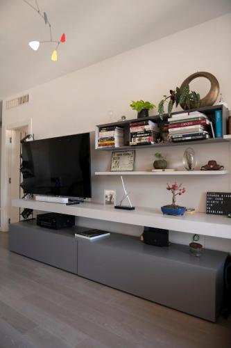 Maison 12 Trastevere-Apartment in the City Center