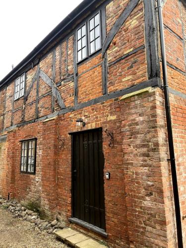 Το κτήριο όπου στεγάζεται  η παραθεριστική κατοικία