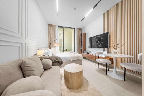 Brand New Luxury Studio, Amazing Pool & Gym