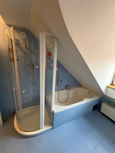 Ένα μπάνιο στο Ekjoviki