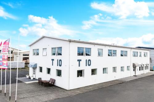 T10 Self check-in Hotel