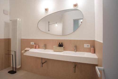 Foto Casa 3 Cupole, Historic Soul and Contemporary Design 3
